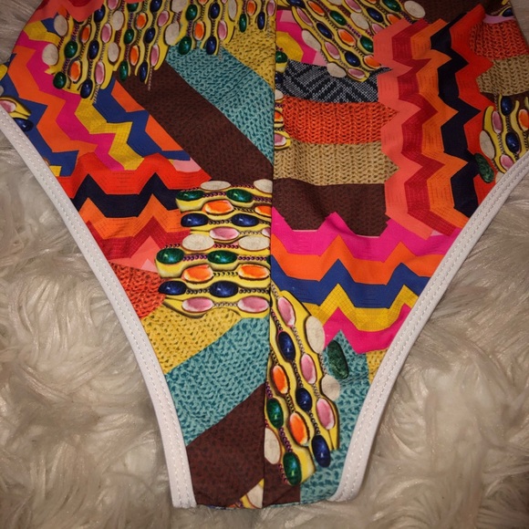 🩱 printed deep cut tie up high cut bathing suit - Picture 8 of 8